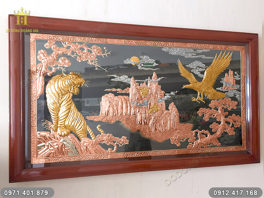 C&oacute; n&ecirc;n treo tranh đồng anh h&ugrave;ng tương ngộ mạ tam kh&iacute; hướng v&agrave;o trong nh&agrave; kh&ocirc;ng?